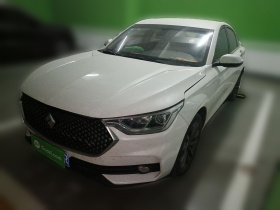 宝骏RC-6 2019款 1.5T 手动24小时在线豪华型