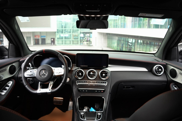 奔驰GLC AMG 2022款 AMG GLC 43 4MATIC中控内饰7010