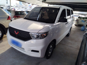 五菱汽车 五菱宏光V 2022款 1.5L劲取版电动助力LAR