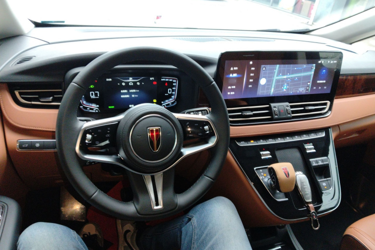 红旗HQ9 2023款 2.0T 智联旗享版中控内饰7002