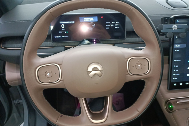 蔚来ES6 2023款 75kWh中控内饰13