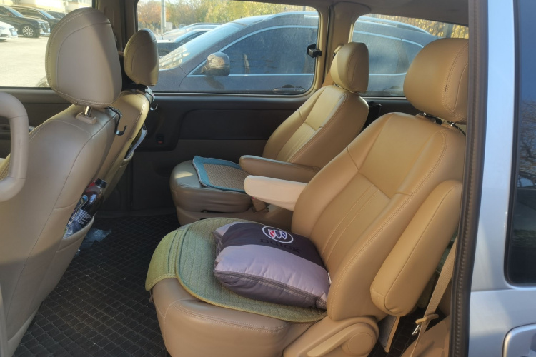 别克GL8 2014款 2.4L 经典版中控内饰21