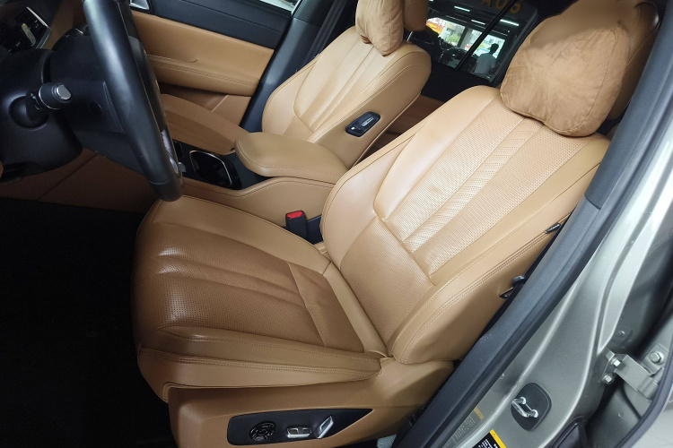 理想汽车 理想ONE 2020款 增程6座版局部细节19