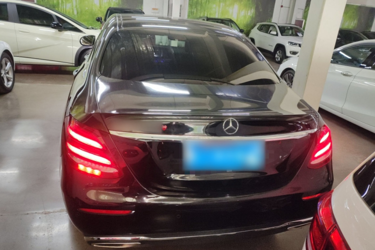 奔驰E级 2020款 改款 E 260 L车身外观6004