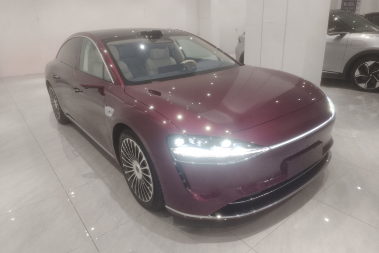 鸿蒙智行 享界S9 2025款 增程 Ultra车身外观3