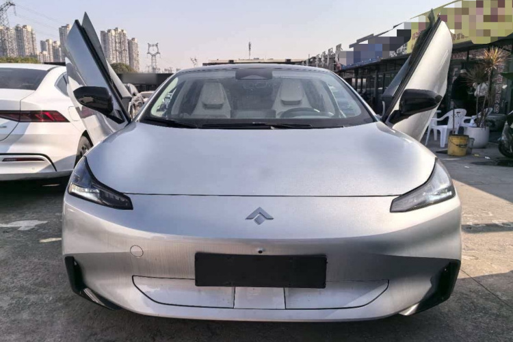 昊铂GT 2023款 560后驱七翼版车身外观2