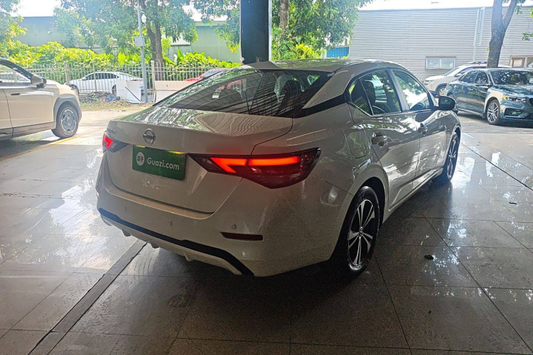 日产 轩逸 2022款 1.6L XL CVT悦享版车身外观7