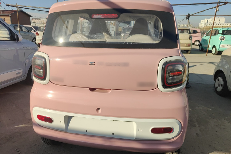 奔腾小马 2026款 222km 萌趣马 Plus车身外观6