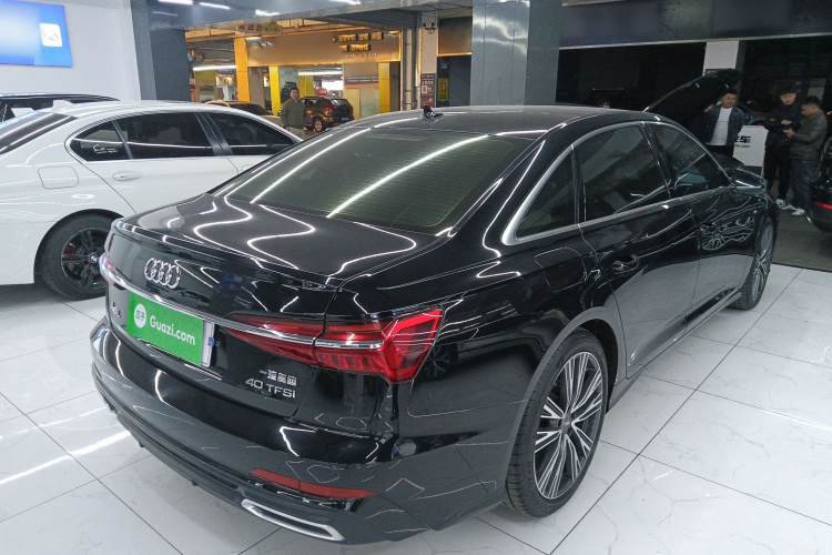 奥迪A6L 2019款 40 TFSI 豪华动感型车身外观7