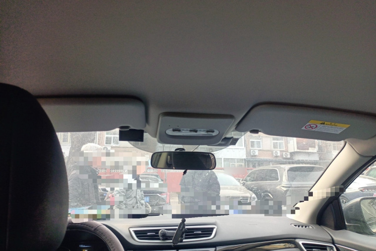 日产 逍客 2017款 2.0L CVT智享版 国V中控内饰22