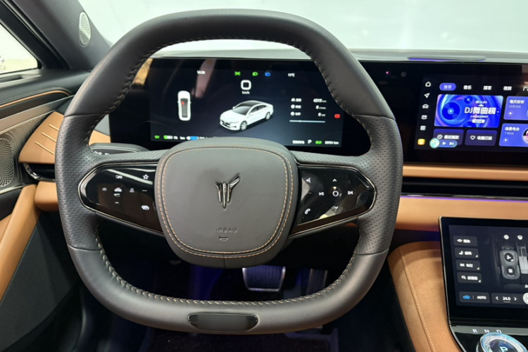 岚图汽车 岚图追光 2024款 PHEV 四驱超长续航旗舰版局部细节13