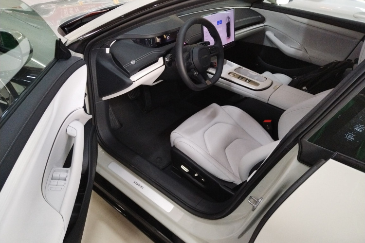 小米汽车 小米SU7 2024款 后驱超长续航高阶智驾Pro版中控内饰7003