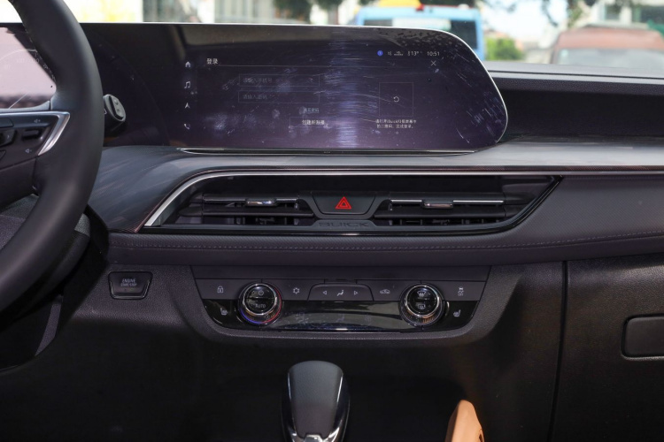 别克GL6 2021款 323T 轻混动互联豪华型局部细节16