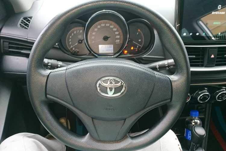 丰田 YARiS L 致炫 2020款 1.5L CVT领先版中控内饰13