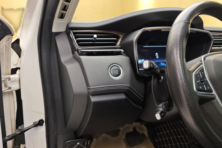 福特 领界 2019款 EcoBoost 145 CVT尊领型PLUS 国VI中控内饰7005