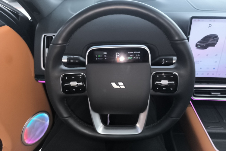 理想汽车 理想L8 2024款 Pro中控内饰13