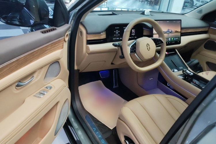 鸿蒙智行 问界M7 2024款 1.5T 智驾四驱Ultra版 5座中控内饰20