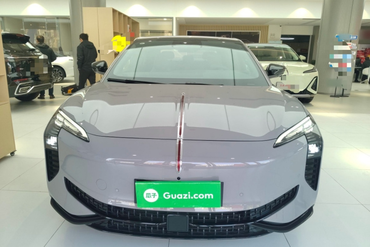 红旗EH7 2025款 600 智选版车身外观2