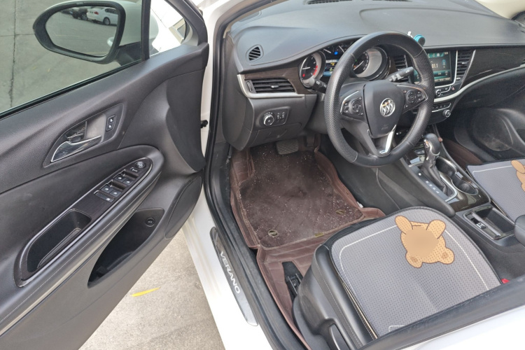 别克 威朗 2018款 三厢 20T 双离合领先型中控内饰20