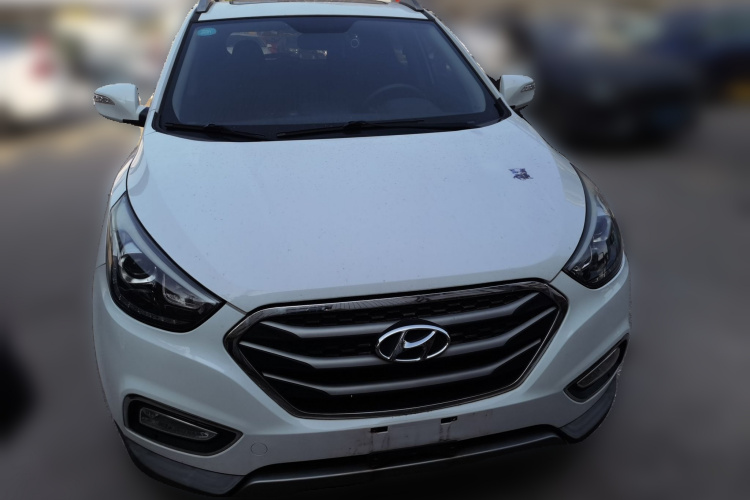 北京现代ix35 2015款 2.0L 自动两驱舒适型 国V车身外观2