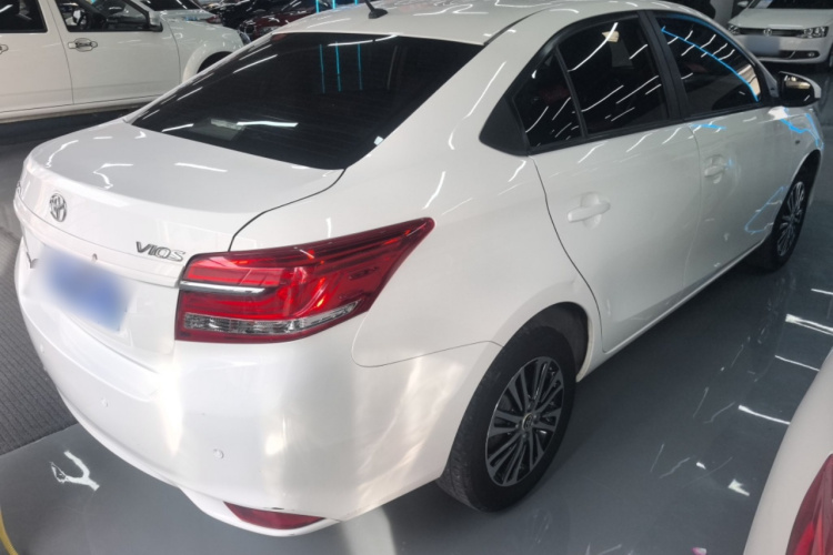 丰田 威驰 2019款 1.5L CVT创行版车身外观7