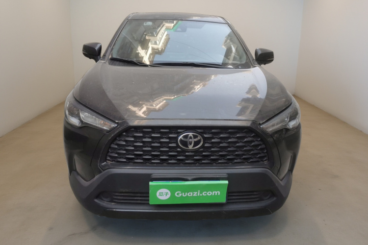 丰田 卡罗拉锐放 2022款 2.0L 精英版车身外观2