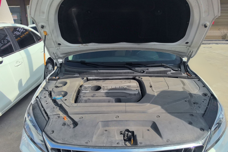 吉利汽车 缤瑞 2018款 14T 手动缤致版机舱底盘24