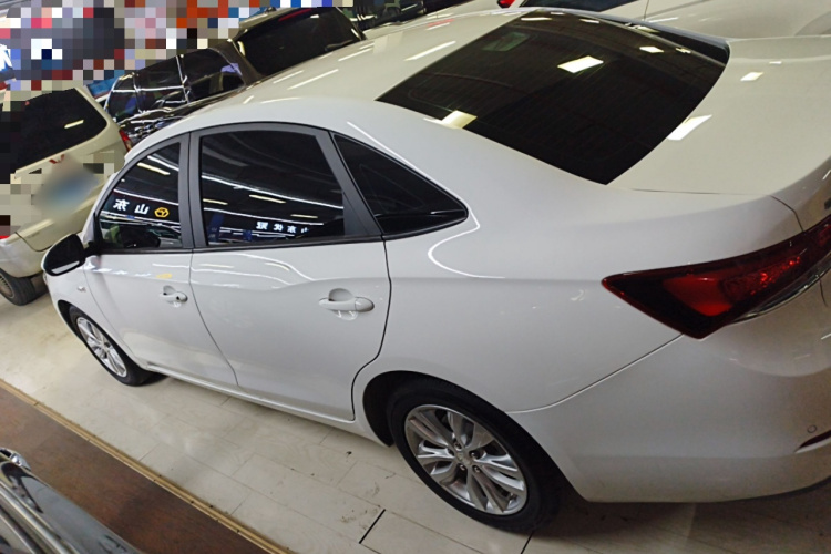 别克 英朗 2021款 改款 典范 1.5L 自动精英型车身外观6003