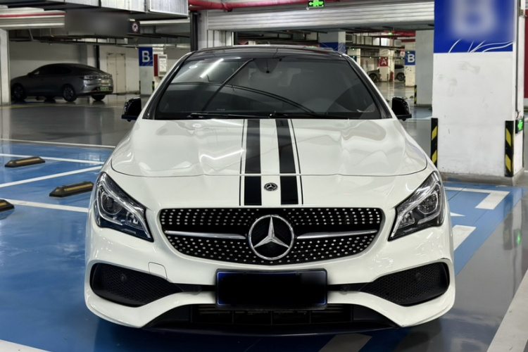 奔驰CLA 2017款 CLA 220 4MATIC 极地限量版车身外观6006
