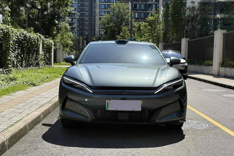 比亚迪 汉L 2025款 DM-p 四驱激光雷达旗舰型车身外观6001