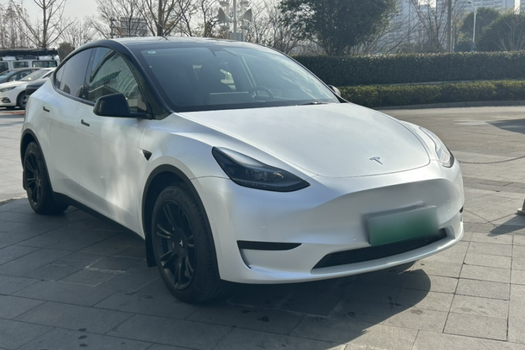 特斯拉 Model Y 2022款 改款 后轮驱动版车身外观6007