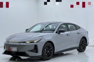 长安UNI-V 2024款 1.5T 尊贵型