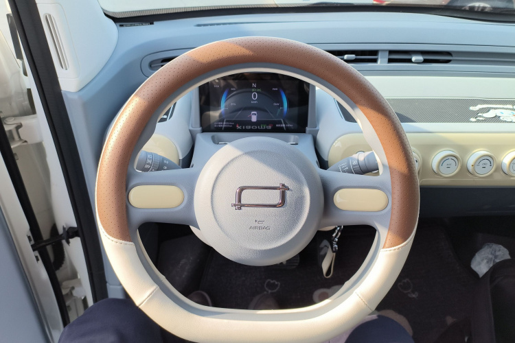 奔腾小马 2025款 222km 灵动马局部细节13