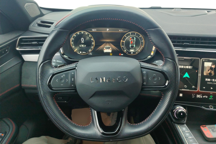 领克05 2020款 2.0TD 四驱劲Halo中控内饰13