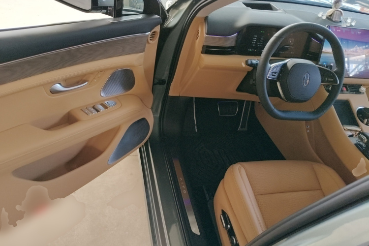 鸿蒙智行 问界M5 2022款 增程后驱标准版中控内饰7003