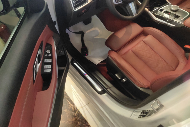 宝马3系 2023款 325Li xDrive M运动套装中控内饰7003