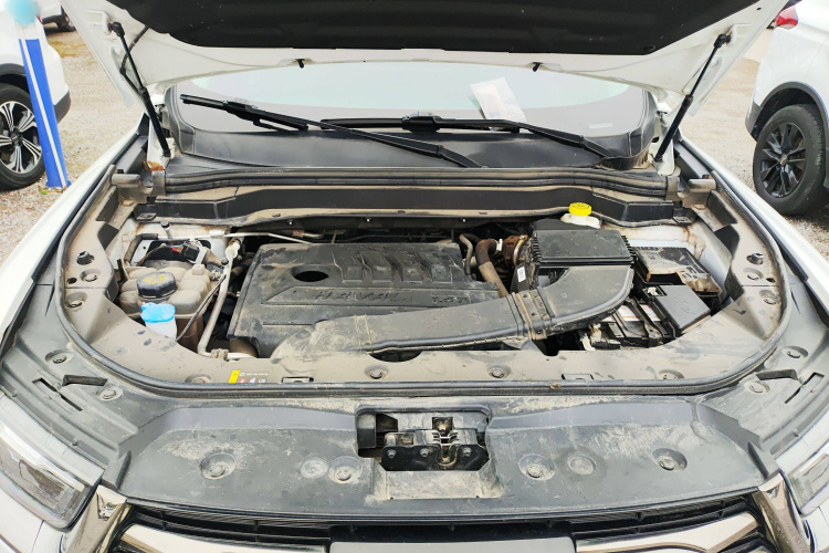 哈弗H6 2021款 国潮版 1.5T 自动冠军版机舱底盘24