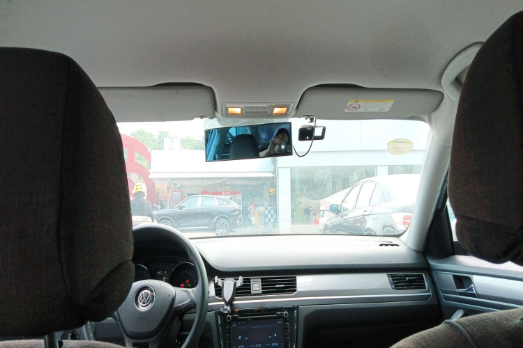 大众 宝来 2018款 1.5L 自动时尚型中控内饰22