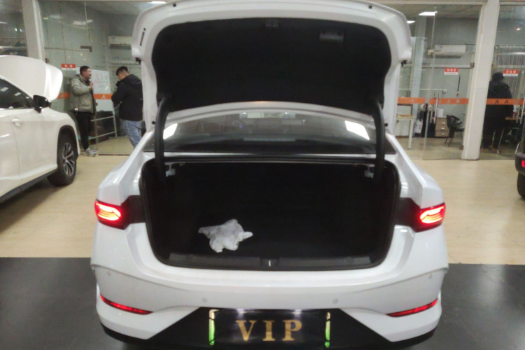 比亚迪 秦PLUS 2025款 DM-i 智驾版 128KM进取型局部细节23