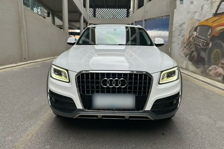 奥迪Q5 2018款 典藏版 40 TFSI 技术型车身外观6001