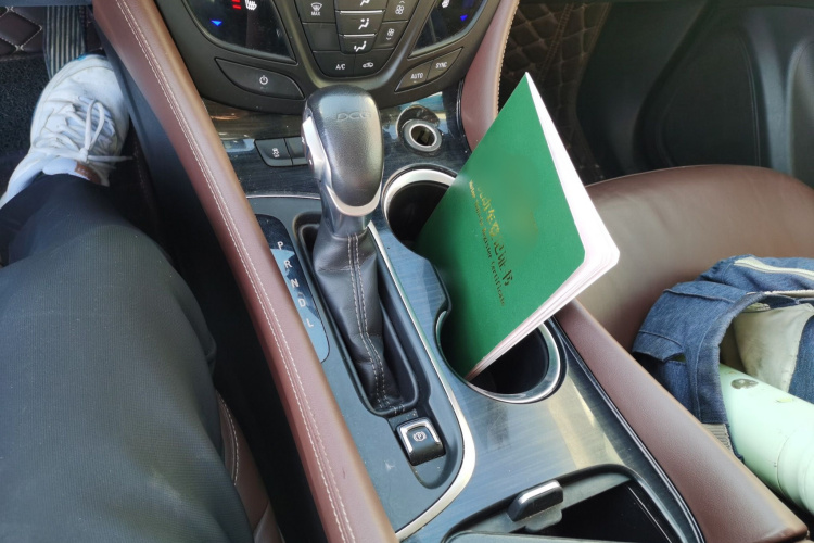 别克 昂科威 2018款 20T 两驱豪华型局部细节18