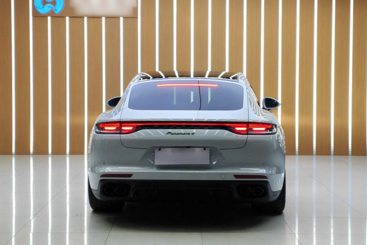 保时捷 Panamera新能源 2023款 Panamera 4 E-Hybrid 铂金版 2.9T车身外观6003