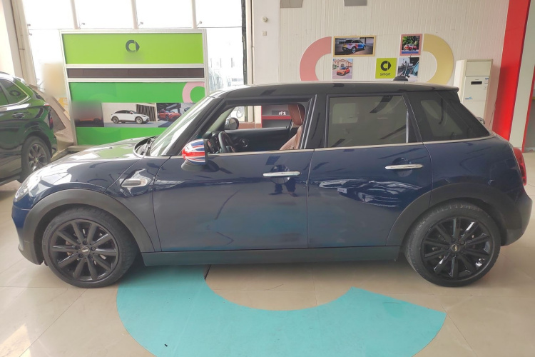 MINI 2018款 1.5T COOPER 艺术家 五门版车身外观6003