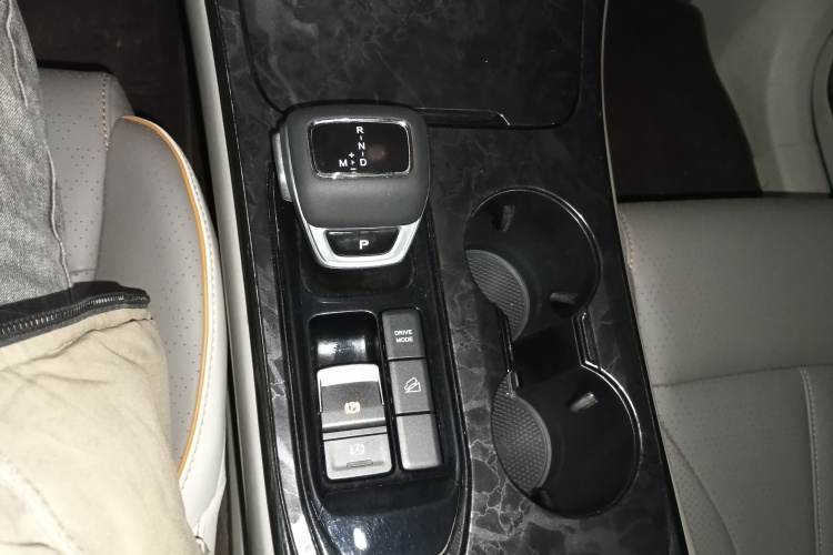 东风风行 风行游艇 2022款 1.5T DCT追风版局部细节18