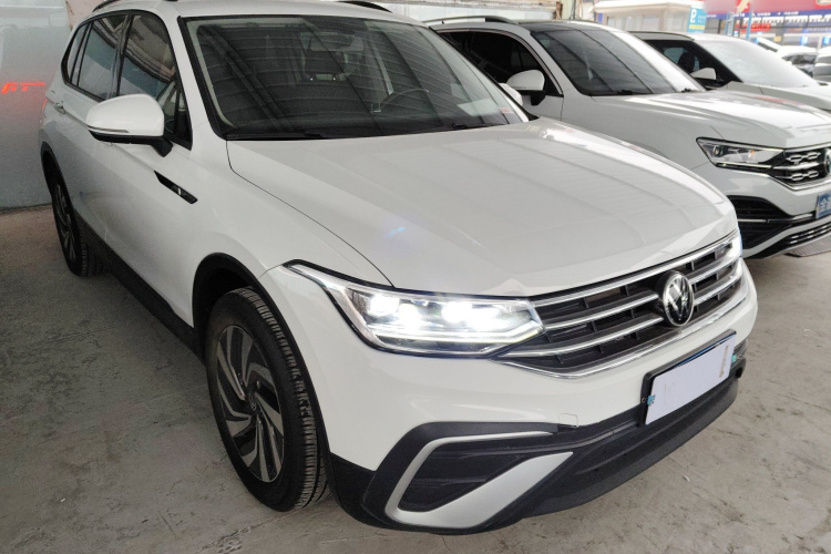 大众 途观L 2023款 330TSI 自动两驱舒享版车身外观6002