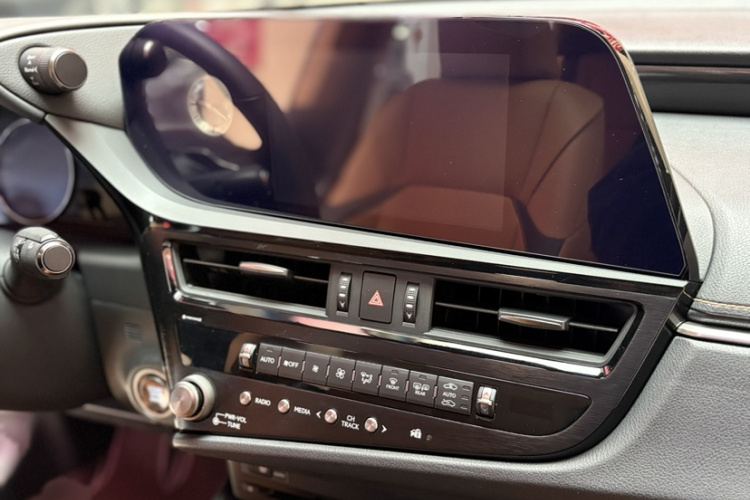 雷克萨斯ES 2021款 200 卓越版局部细节16