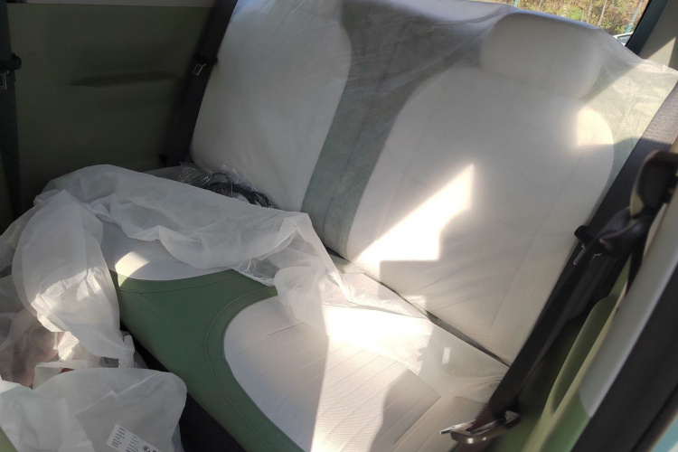 吉利银河 熊猫 2025款 210km 元气熊中控内饰21