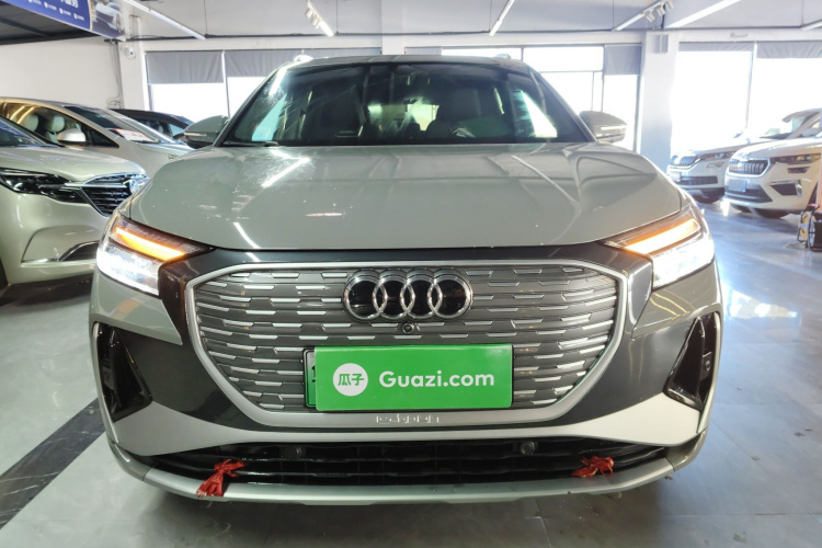 奥迪Q4 e-tron 2024款 40 e-tron 创境版车身外观2