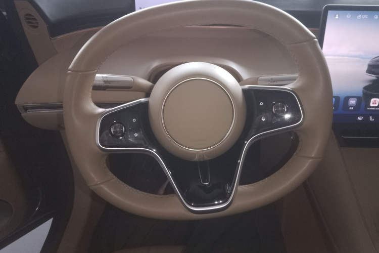 鸿蒙智行 智界R7 2024款 纯电 667km Max中控内饰13