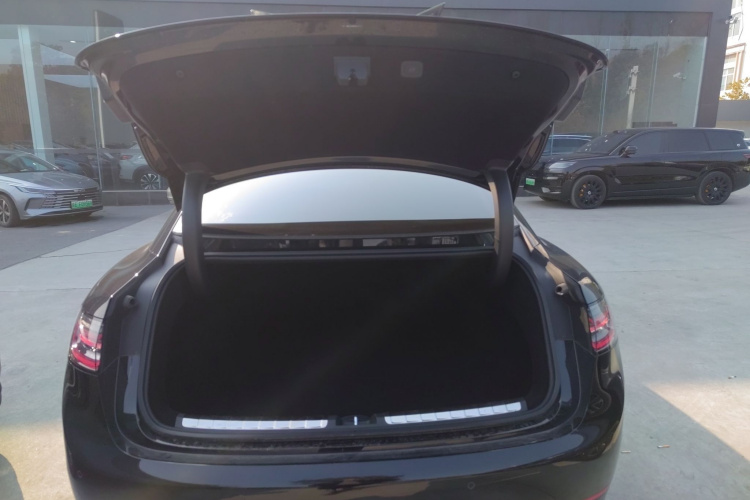 鸿蒙智行 享界S9 2025款 增程 Ultra机舱底盘23